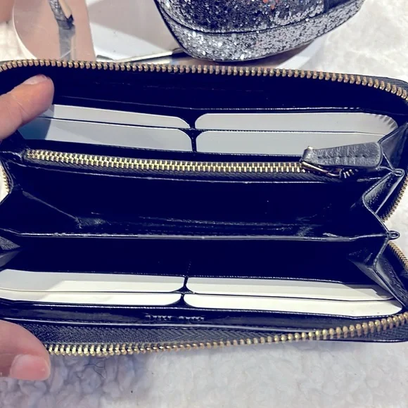 Miu Miu Bkack Wallet & Miu Miu Silver/Black Glitter Heels , DustBag ,Box & Nails - Picture 10 of 16
